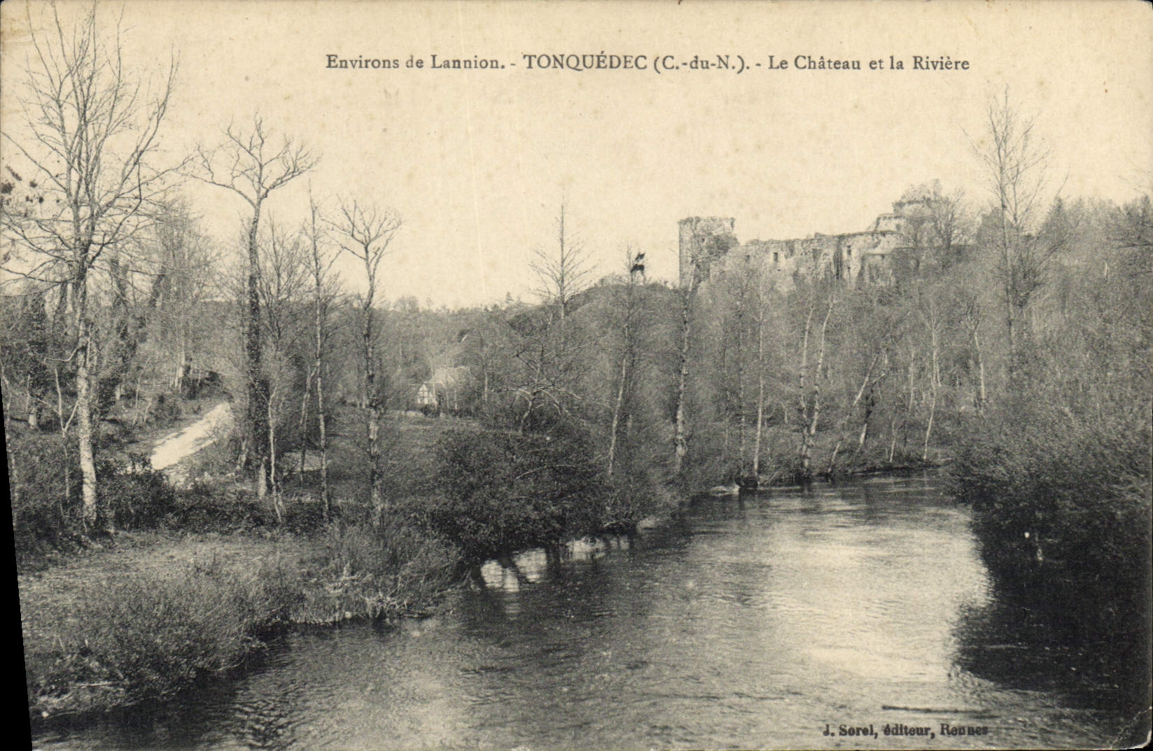 CPA Environs de Lannion Tonquedec (C du N) Le Chateau et la Riviere