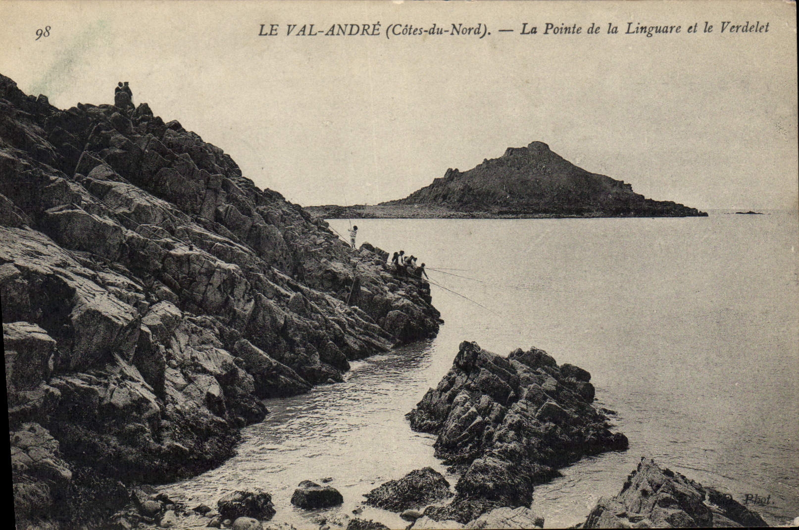 CPA Val Andre (Cote du Nord) La Pointe de la Linguare et le Verdelet