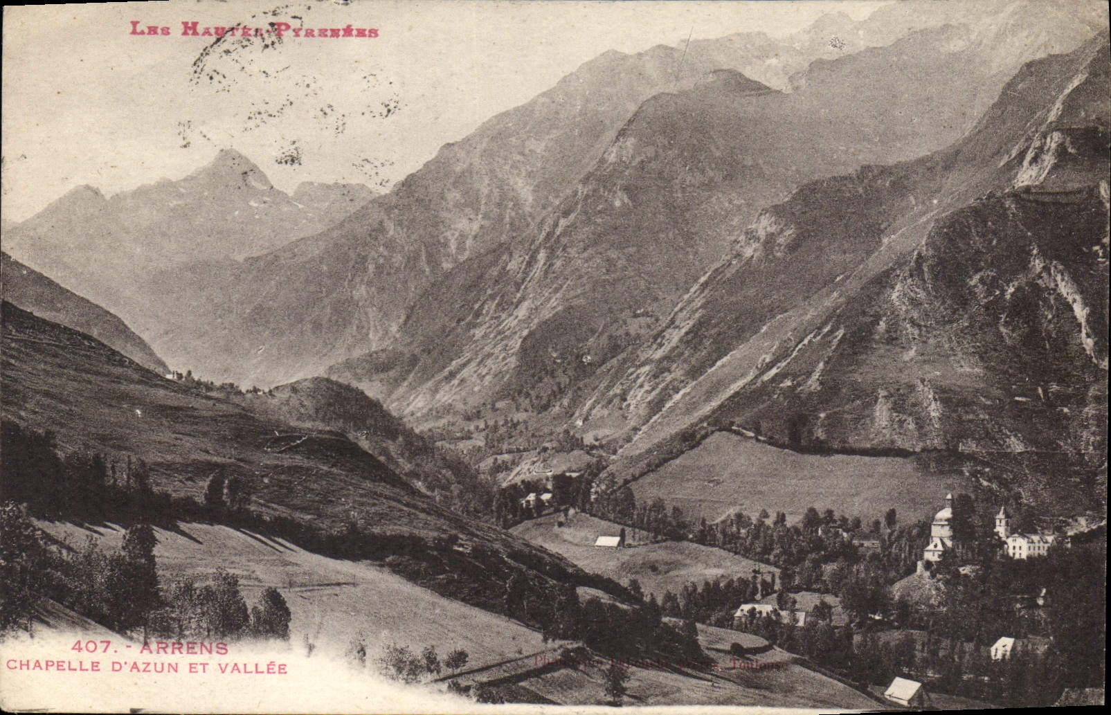 CPA Les Hautes Pyrenees Arrens Chapelle d'Azun et Vallee