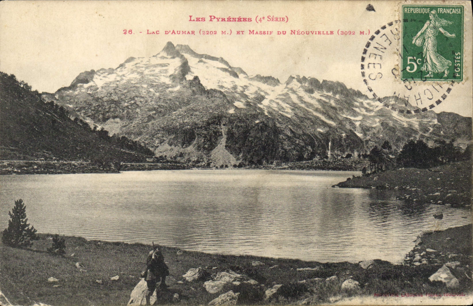 CPA Les Pyrenees Lac D'Auman (2202 m) et Massif du Neouville (3092 m)