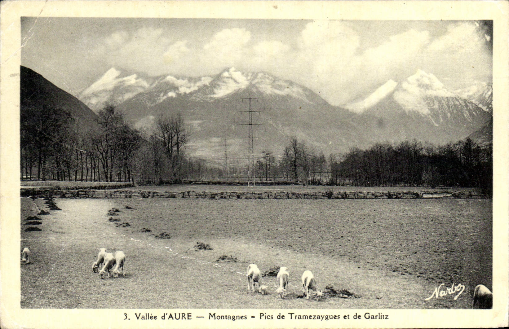 CPA  Vallee d'Aure Montagnes Pics de Tramezaygues et de Garlitz