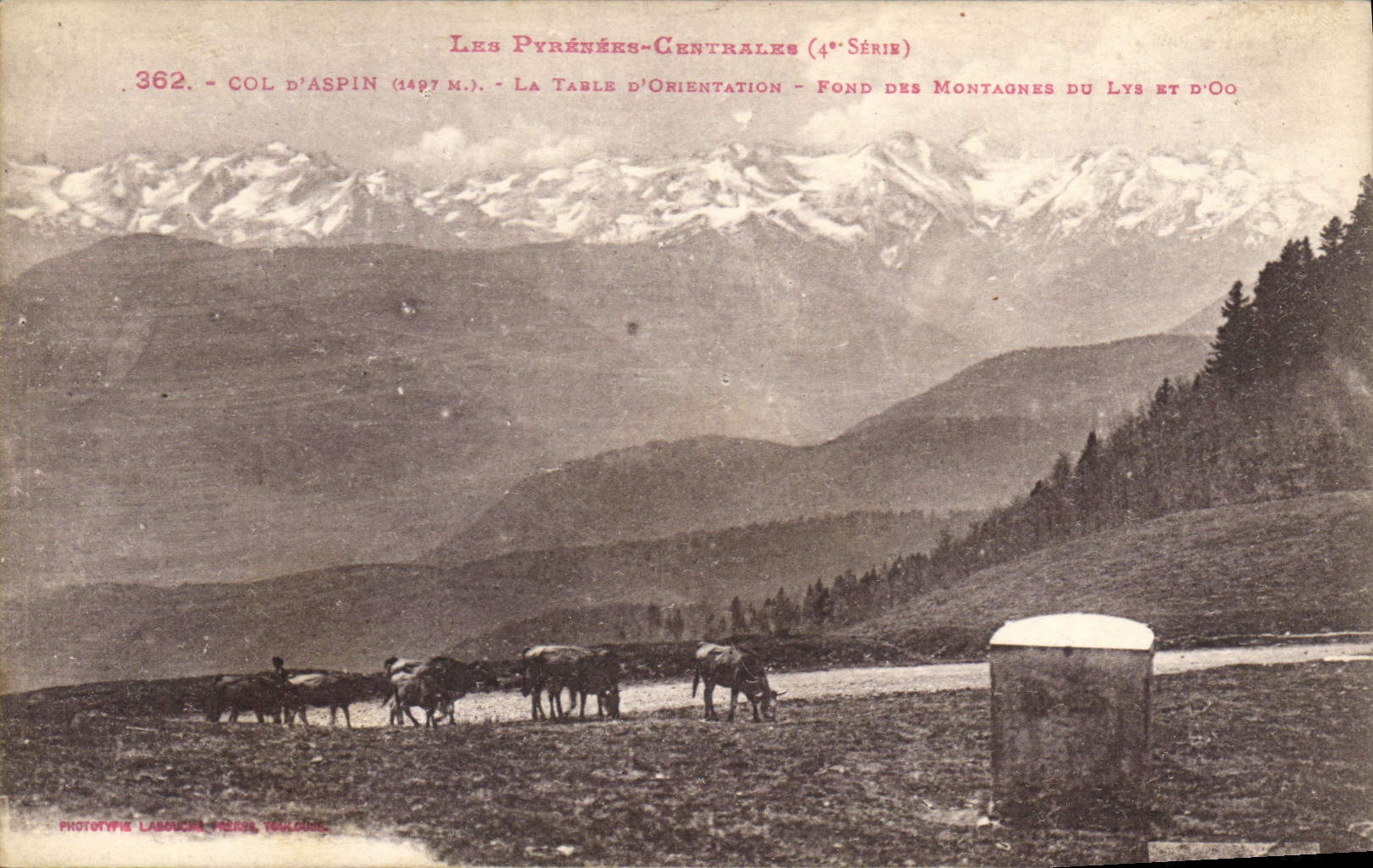 CPA Les Pyrenees Centrales Col d'Aspin (1499 m) La Table d'Orientaion Fond des Maontagnes du Lys et