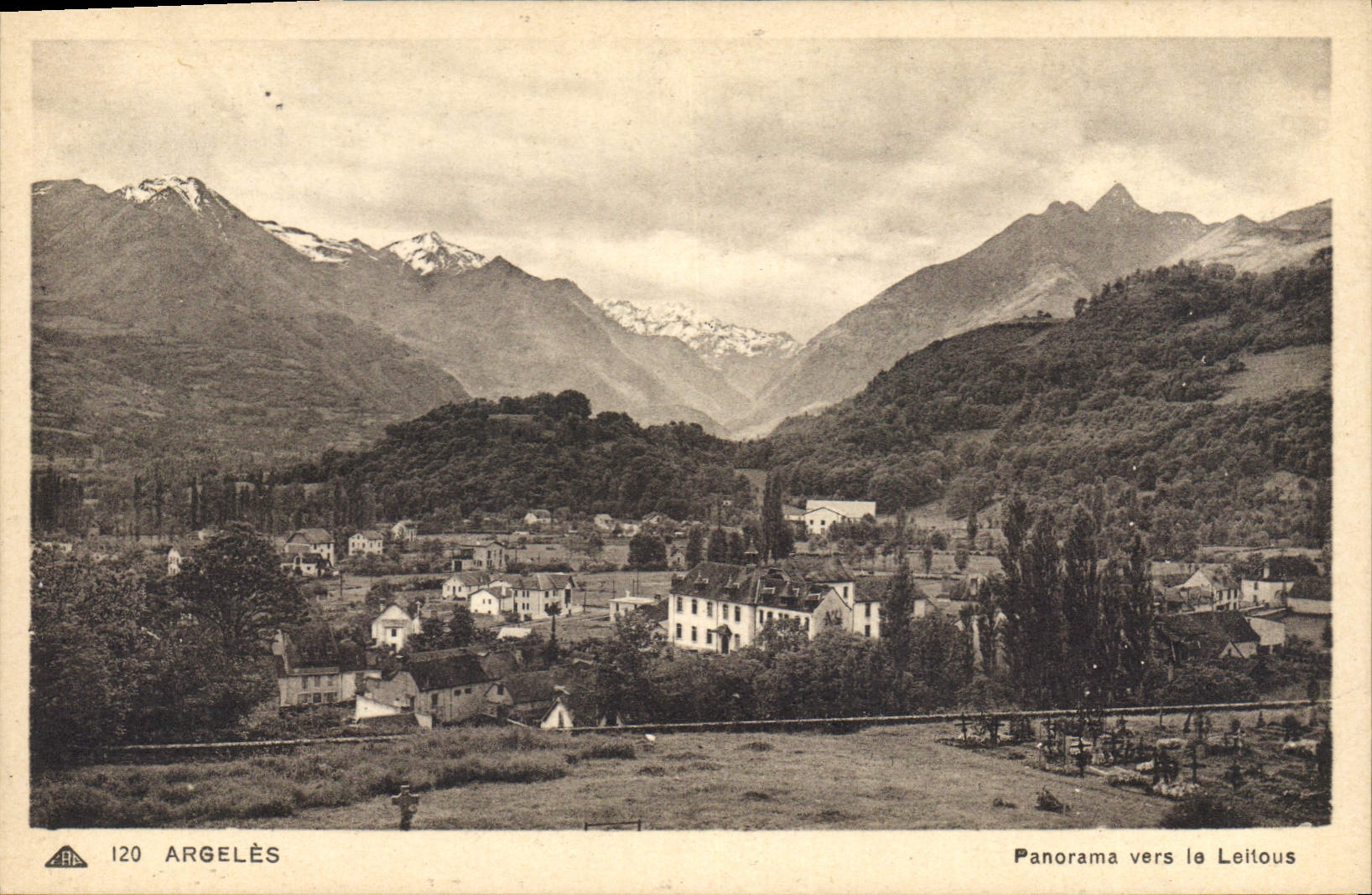 CPA Les Argeles Panorama vers le Leitous