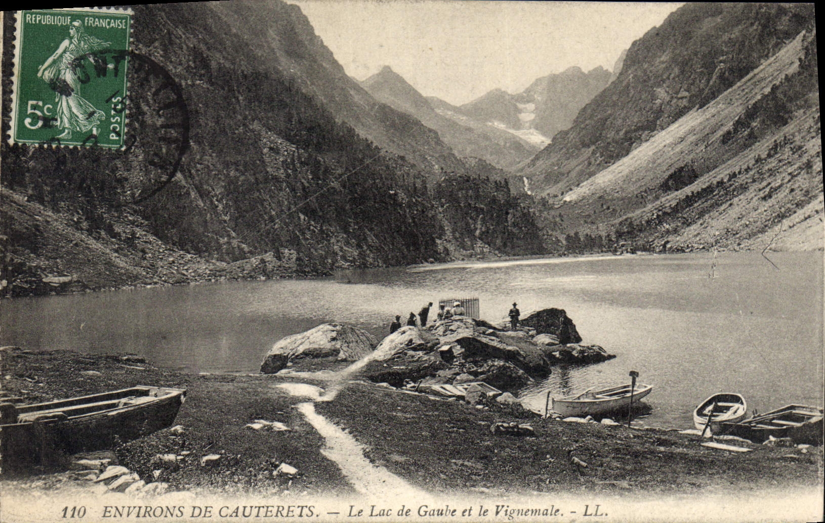CPA Environs de Cauteret Lac de Gaube et le Vignemale