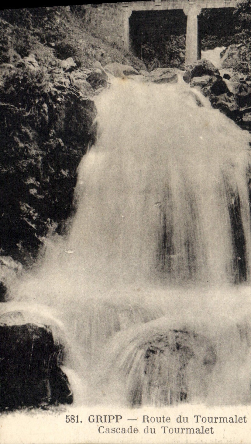 CPA Gripp Route du Tourmalet Cascade du Tourmalet