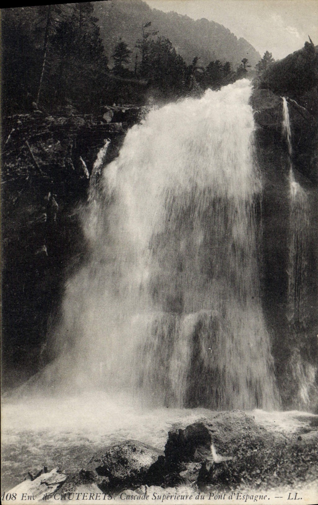 CPA Environs de Cauteret Cascades du Pont d'Espagne