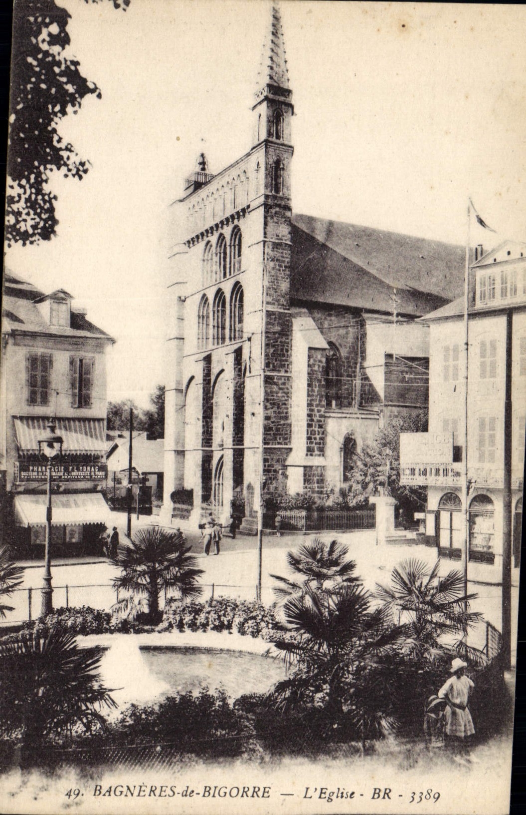 CPA Bagneres de Bigorre L'Eglise