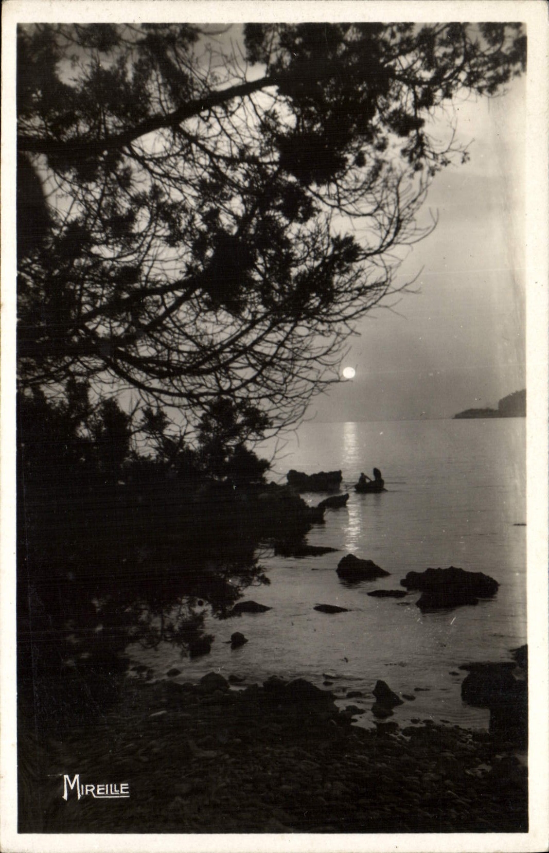 CPA Le Revestel Cassis sur Mer Hotel Pension Restaurant coucher de soleil vu de la propriete