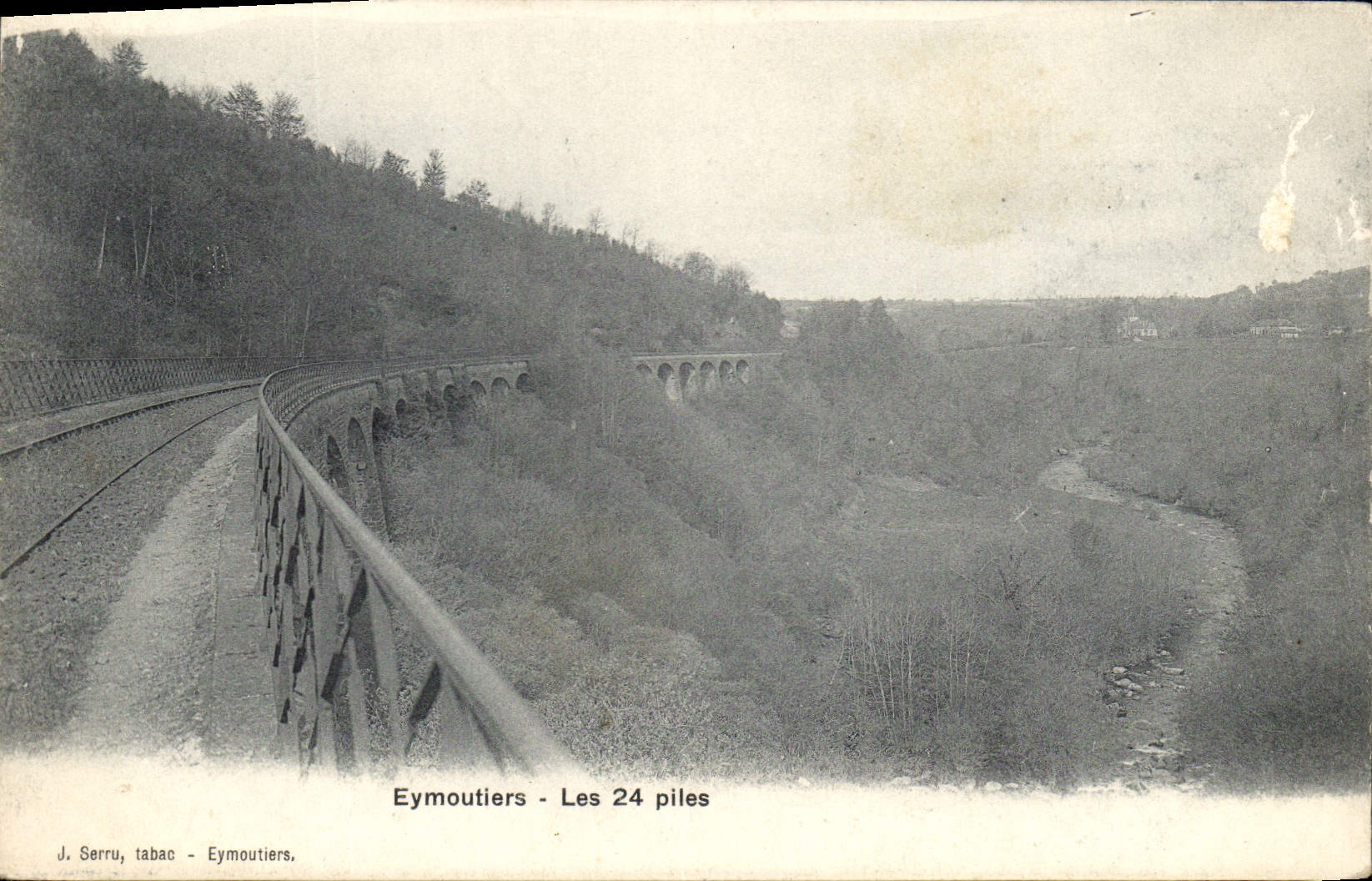 CPA Eymoutiers Les 24 piles