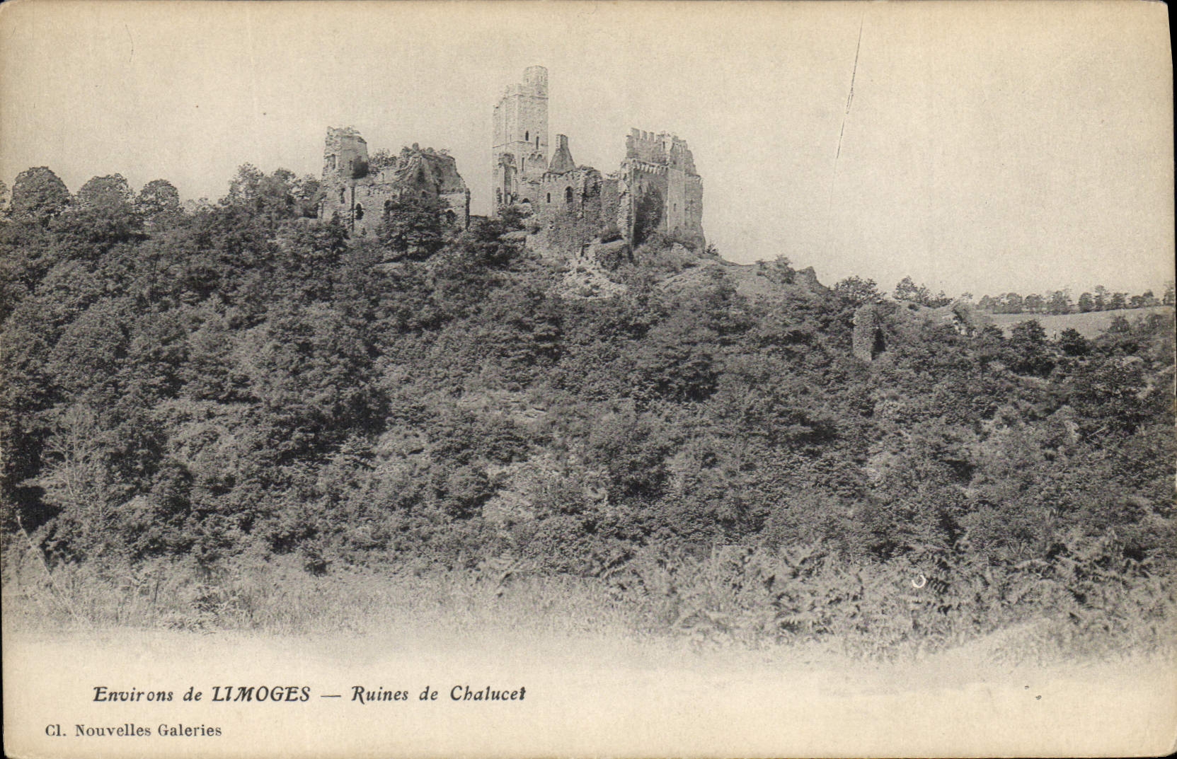 CPA Environs de Limoges Ruines de Chalucet