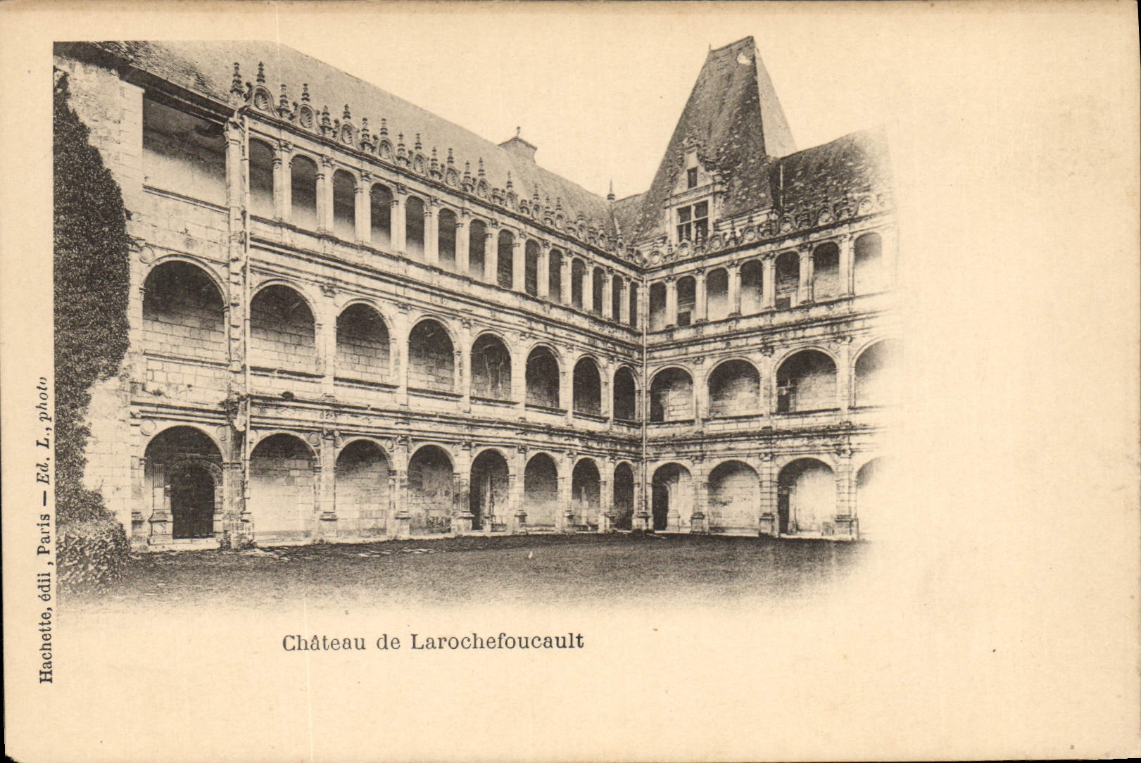 CPA Chateau de Larochefoucault