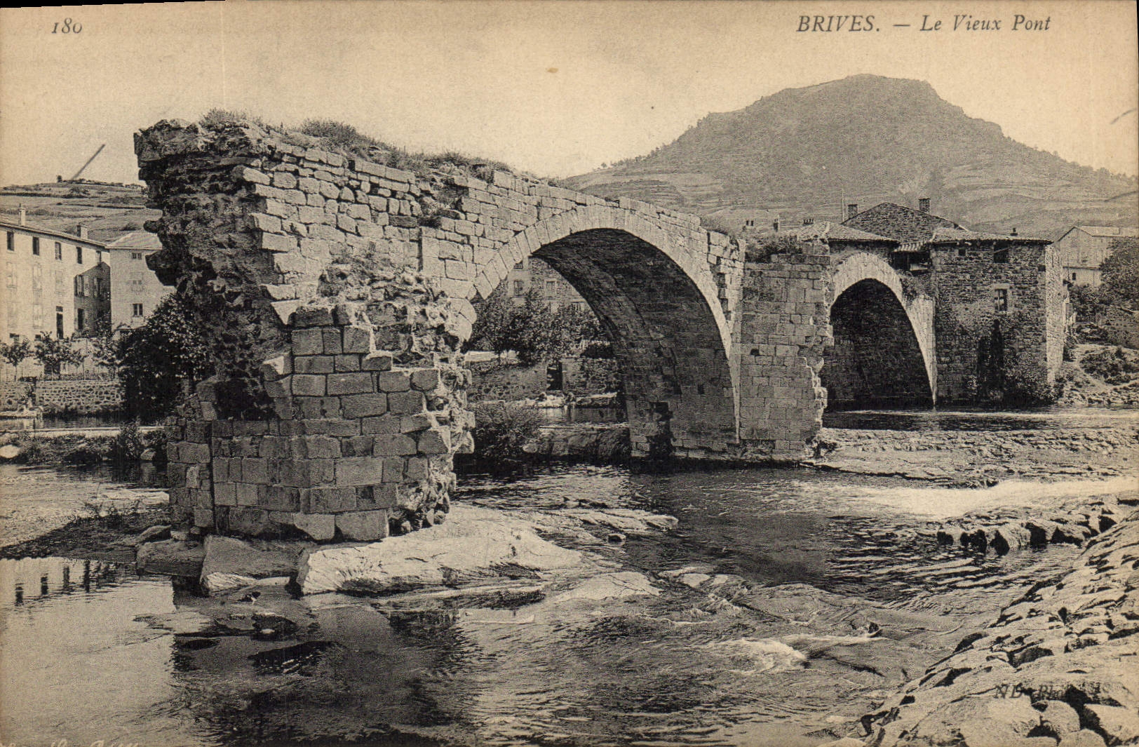 CPA Rive Le Vieux Pont