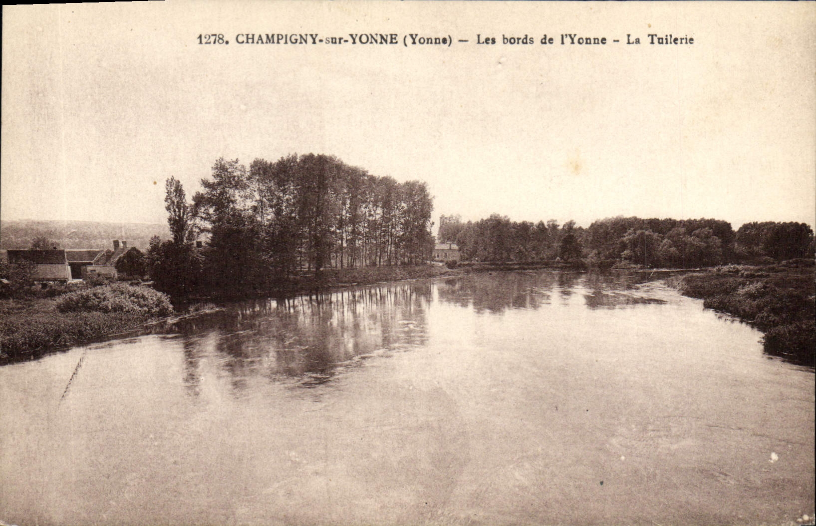 CPA Champigny sur Yonne (Yonne) Les bords de l'Yonne