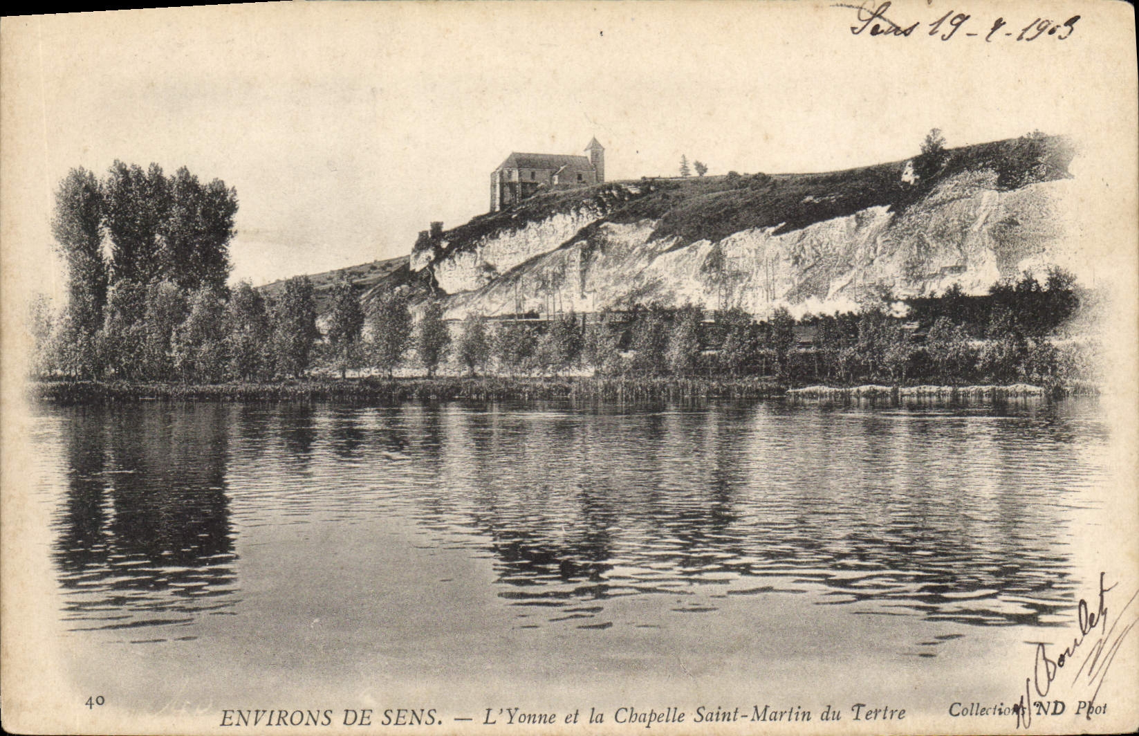 CPA Environs de Sens L'Yonne et la chapelle Saint Martin du Tertre