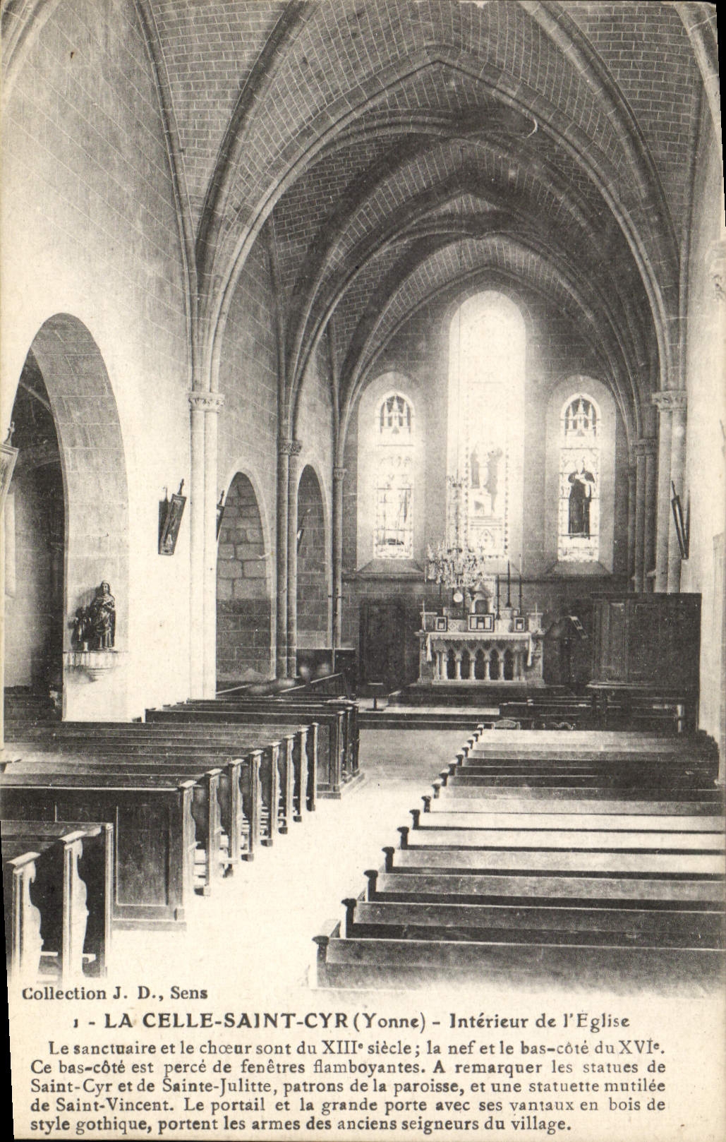 CPA La Celle Saint Cyr (Yonne) Interieur de l'Eglise