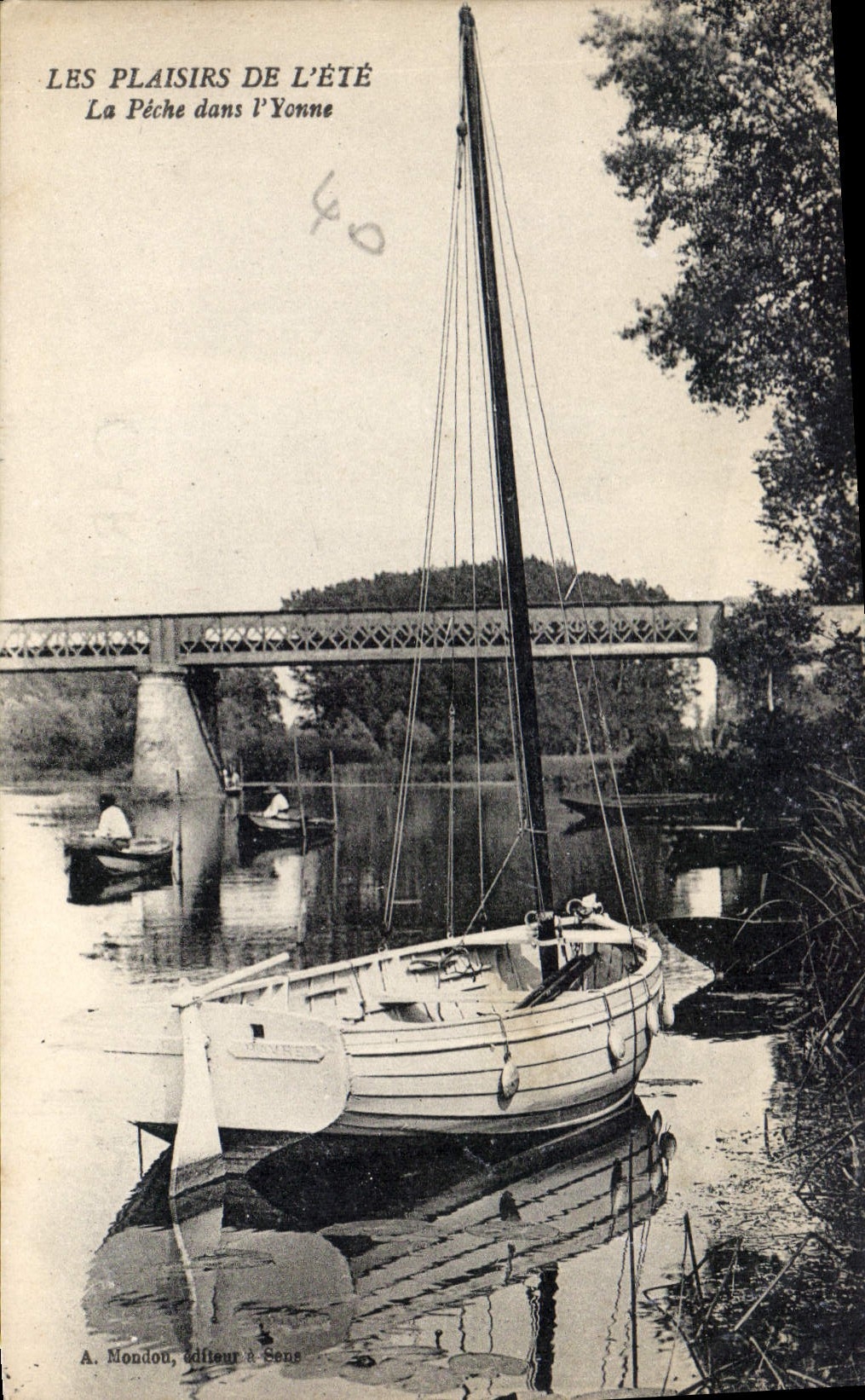 CPA Les Plaisirs de l'ete La Peche dans l'Yonne Bateau