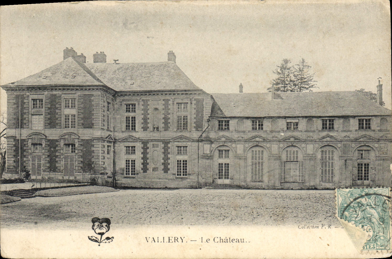 CPA Vallery Le Chateau