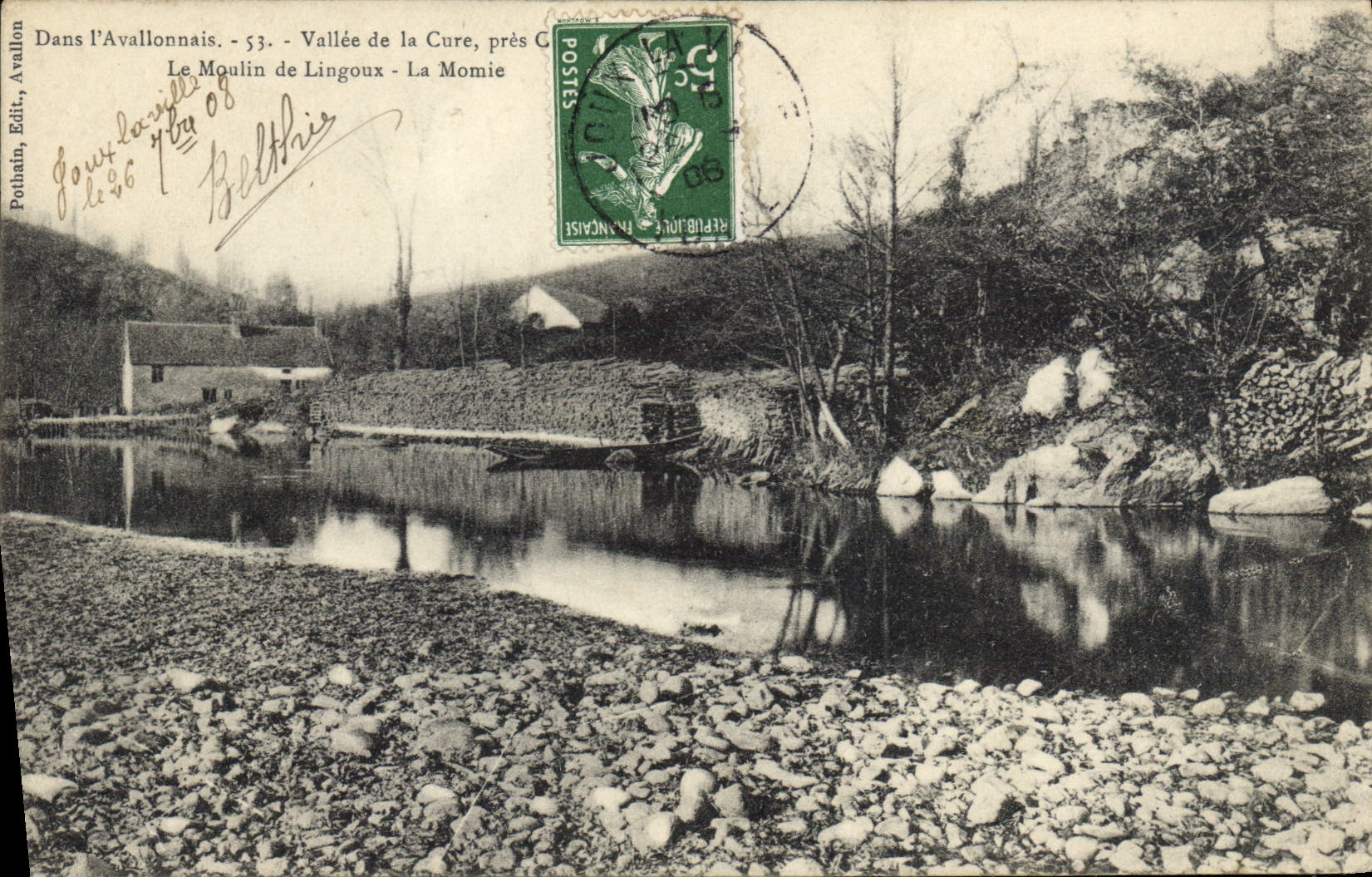 CPA Dans l'Avallonnais Vallee de la Cure Le Moulin de Lingoux La Momie