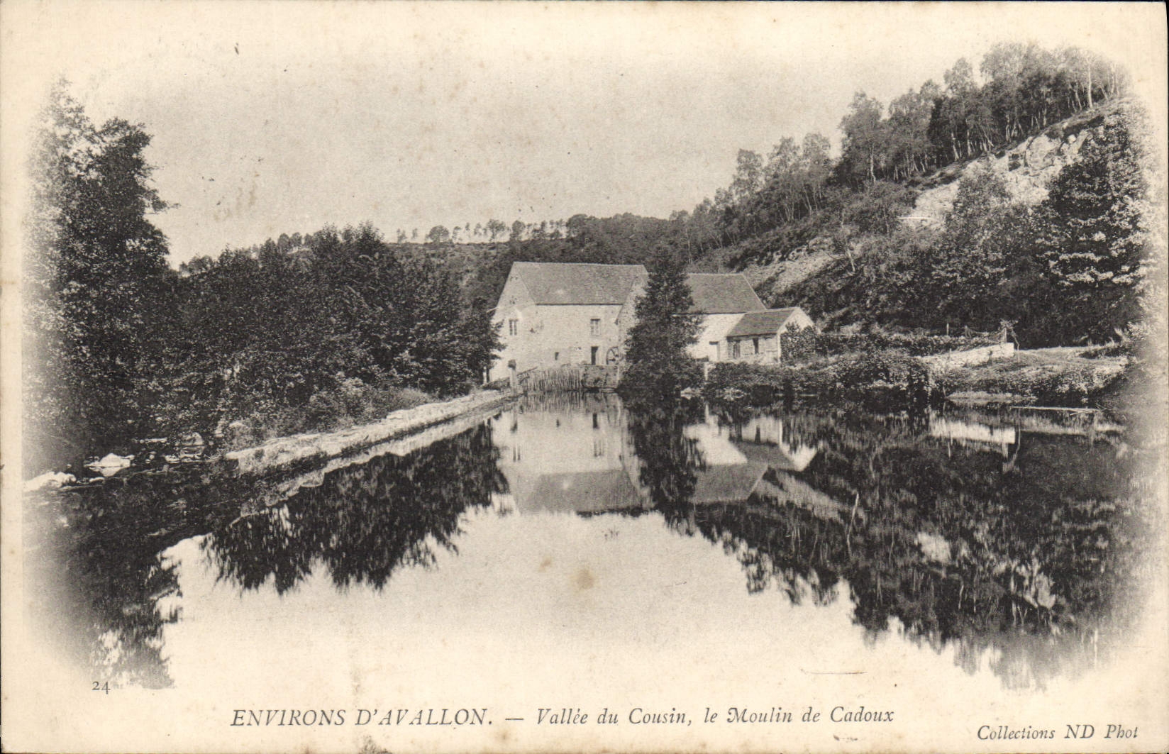 CPA Environs d'Avallon Valle du Cousin le Moulin de Cadoux 