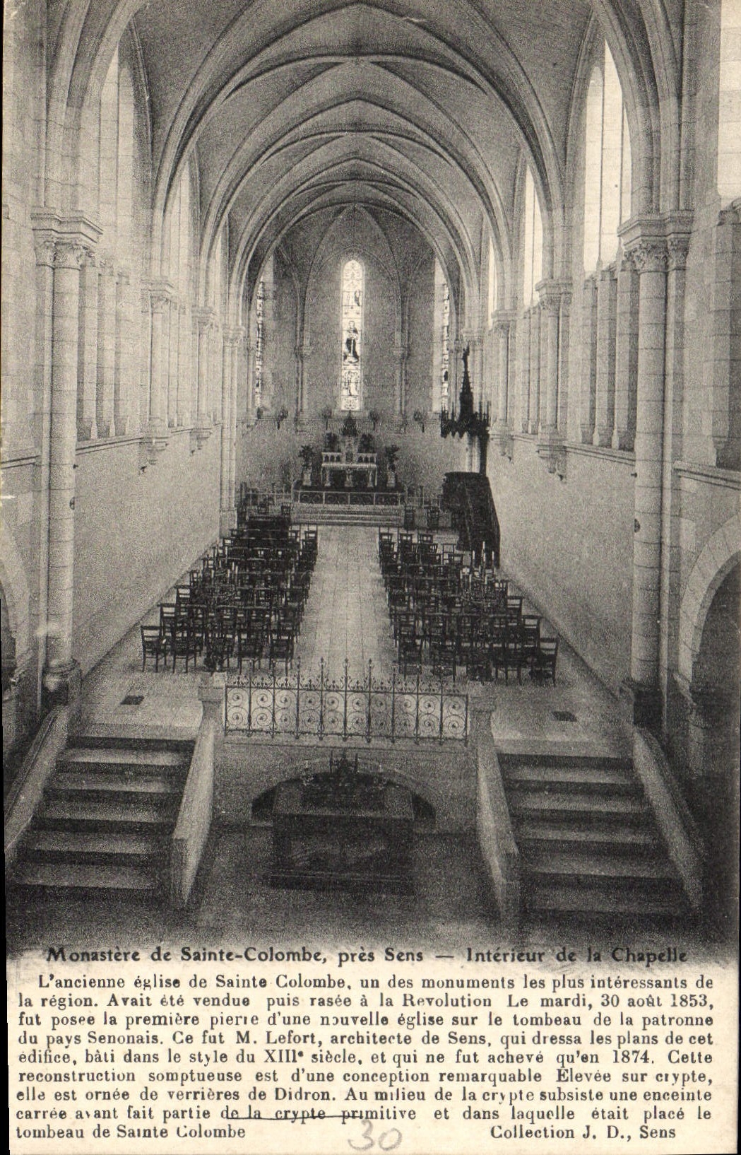 CPA Monastere de Sainte Colombe pres Sens Interieur de la Chapelle