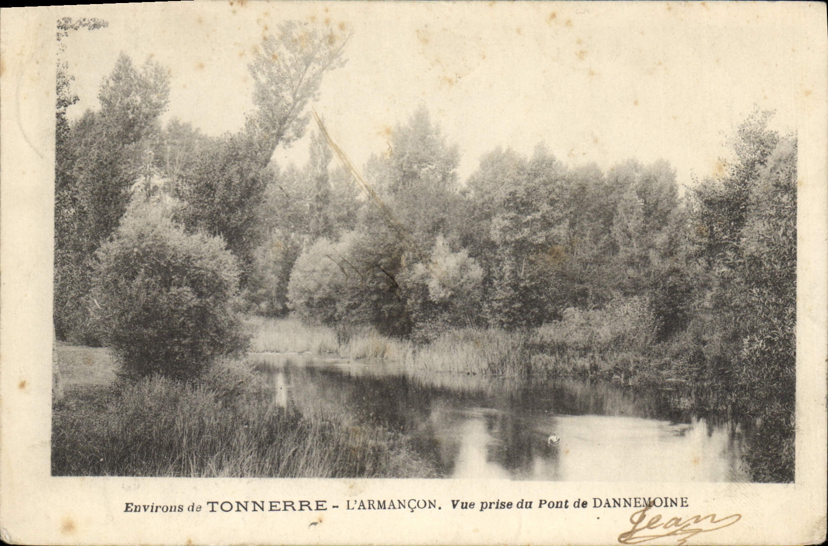 CPA Environs de Tonnerre L'Armancon Vue prise du Pont de Dannemoine 