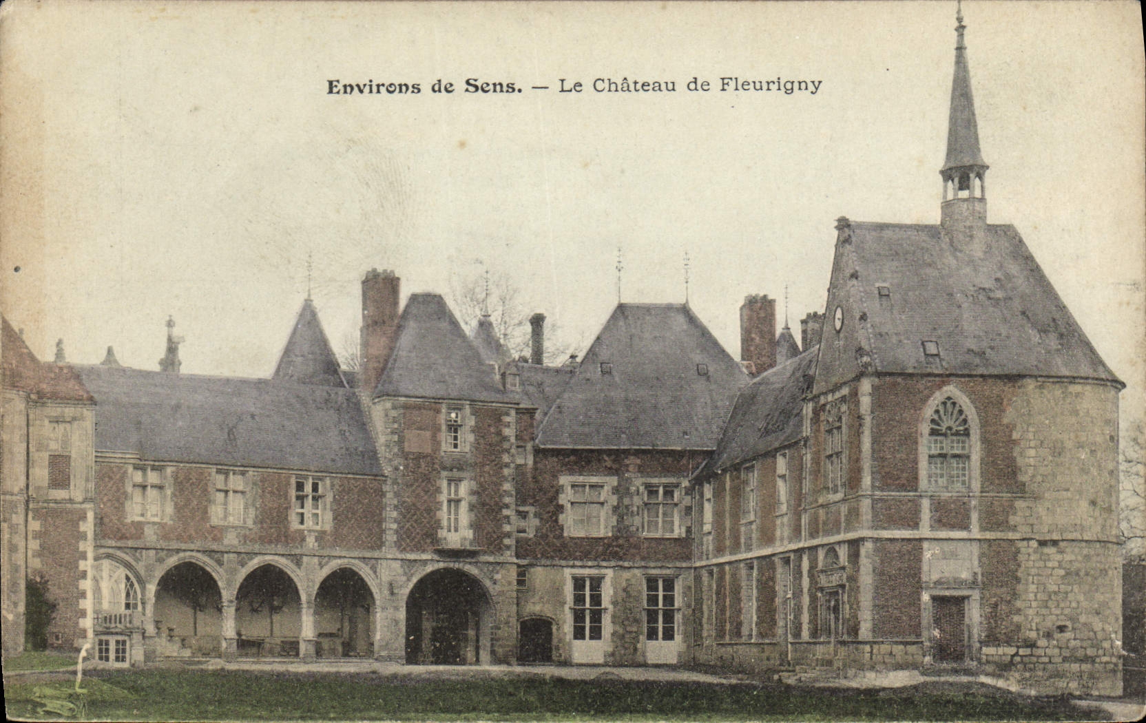 CPA Environs de Sens Le Chateau de Fleurigny