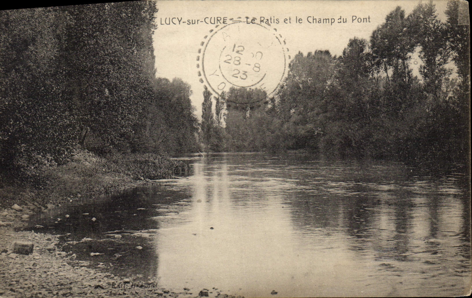 CPA Lucy sur Cure Le Patis et le Champ du Pont 