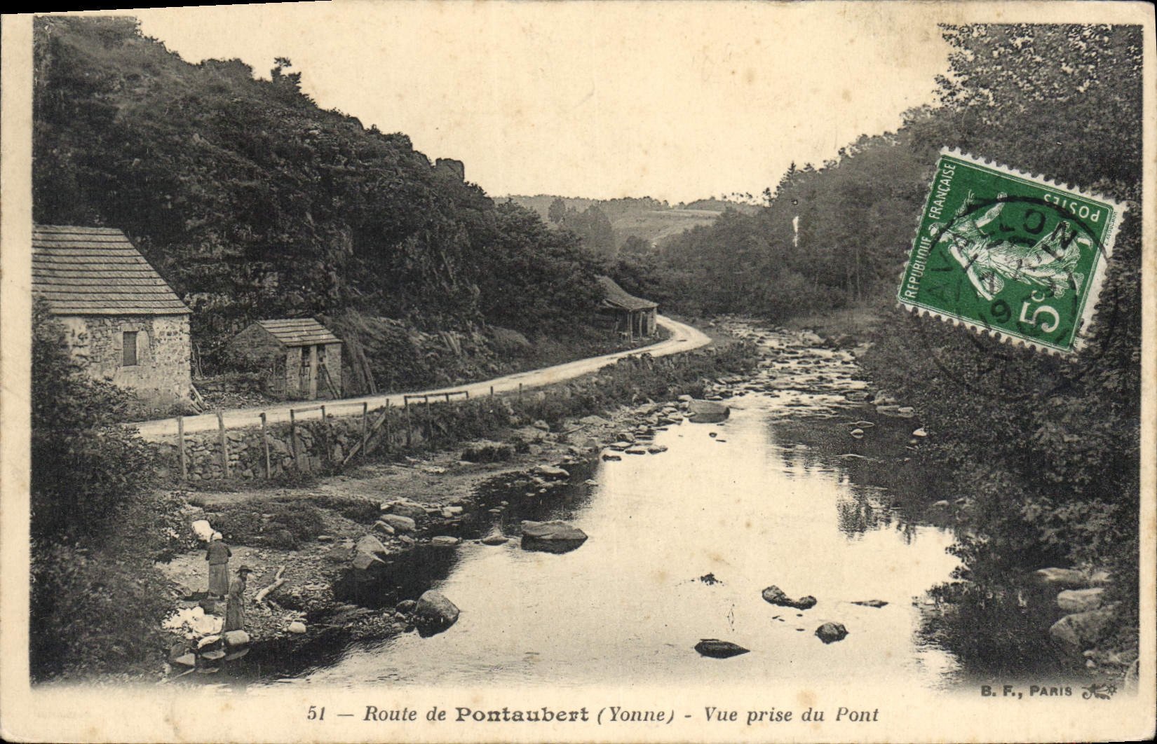CPA Route de Pontaubert Yonne Vue prise du Pont 