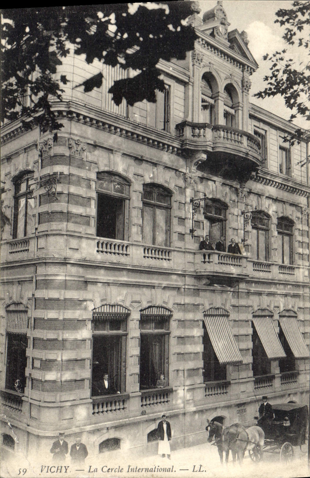 CPA Vichy La Cercle International 