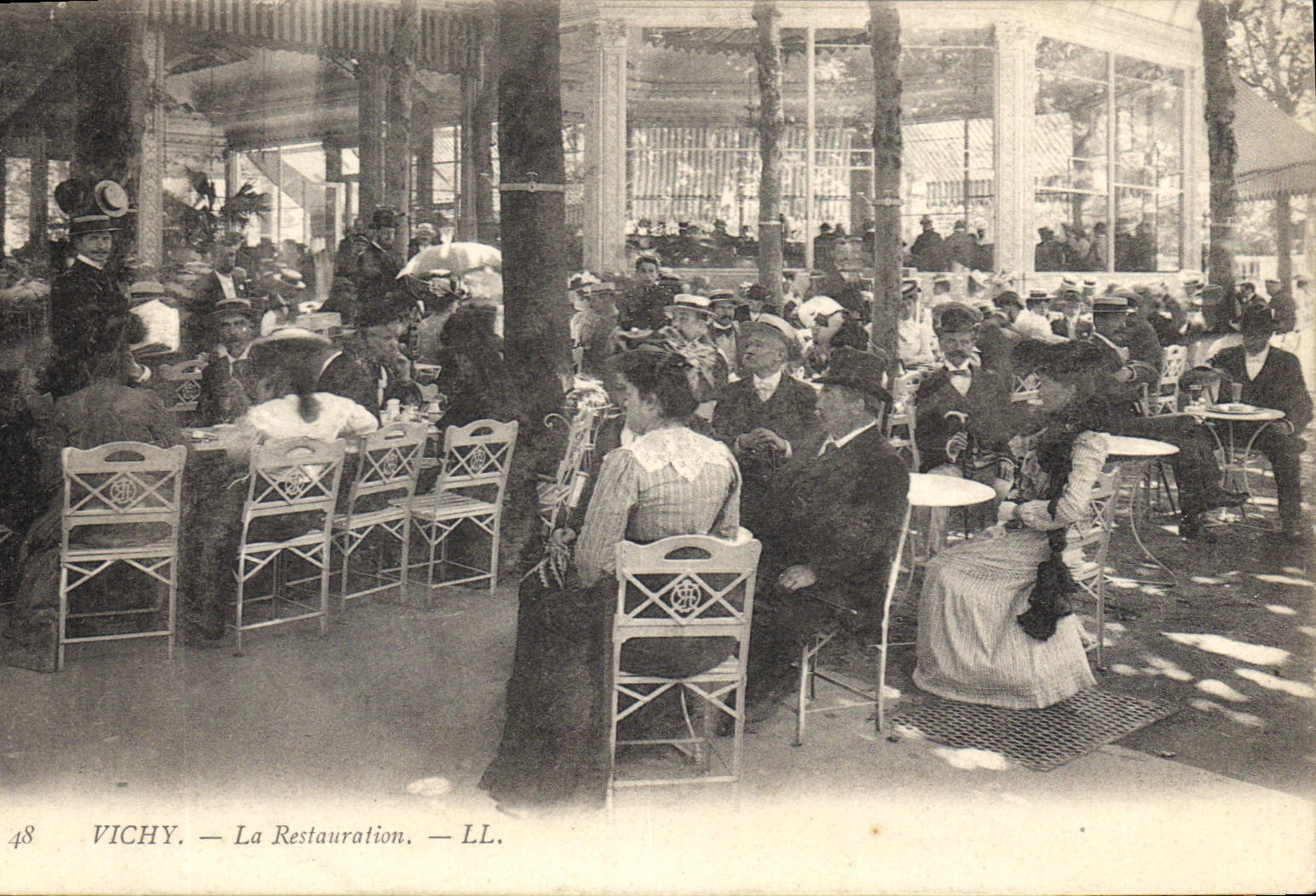 CPA Vichy La Restauration 