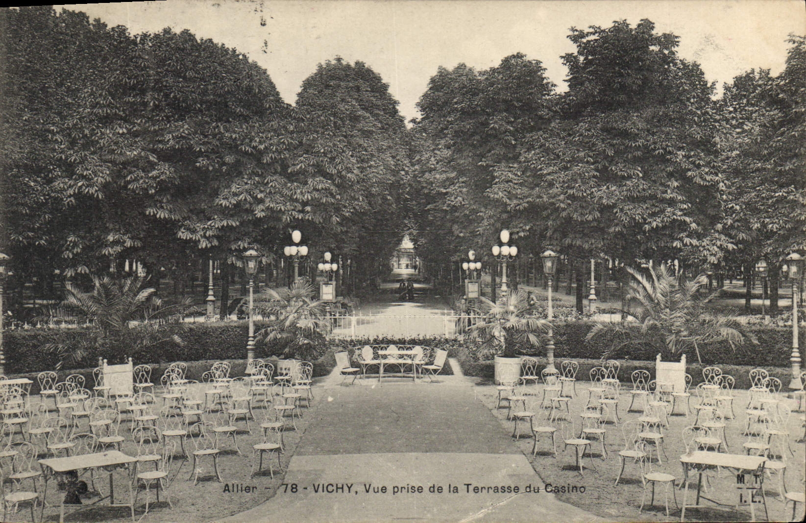 CPA Vichy Vue prise de la Terrasse du Casino 