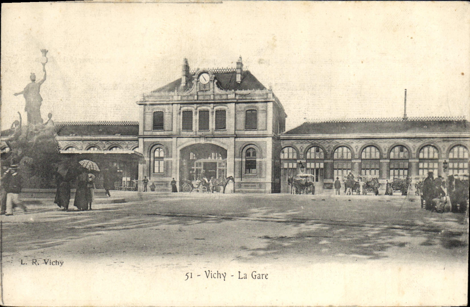 CPA Vichy La Gare 