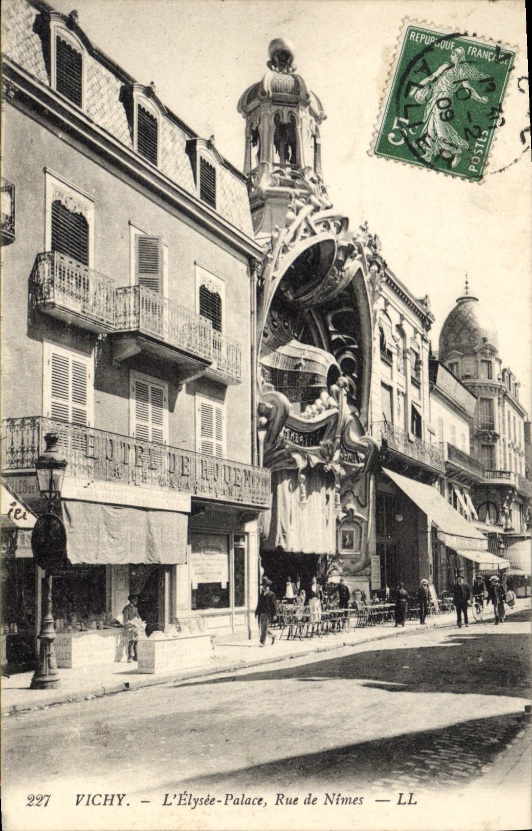 CPA Vichy L'Elysee Palace Rue de Nimes 