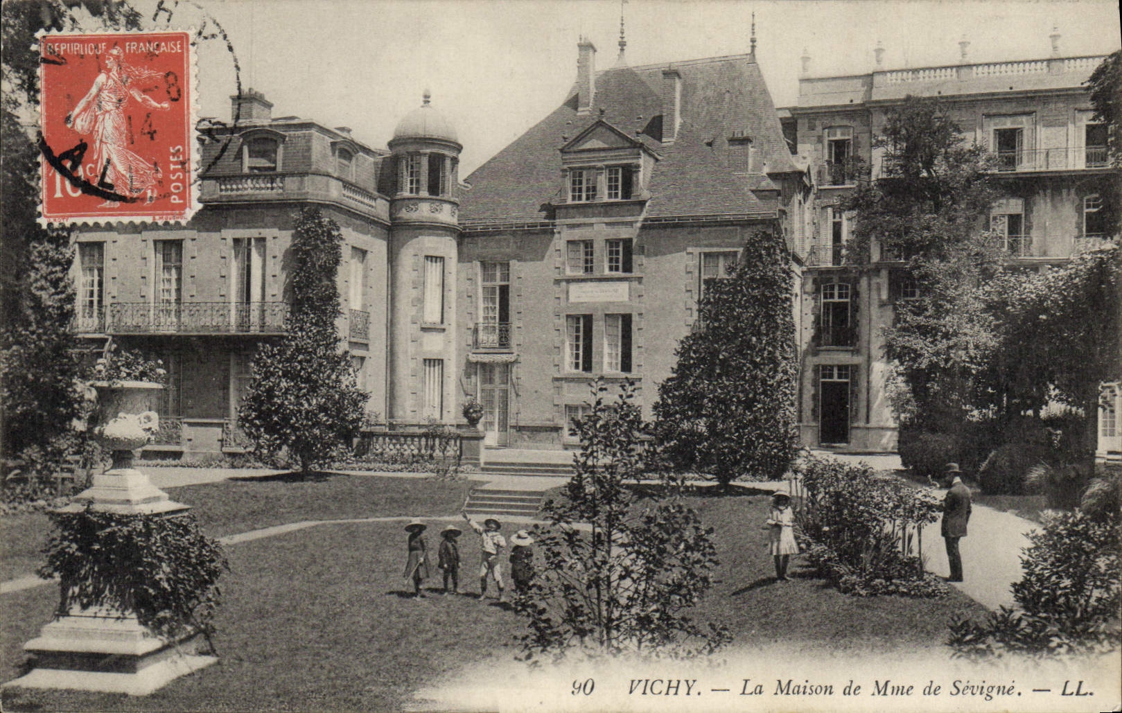 CPA Vichy La Maison de Mme de Sevigne 