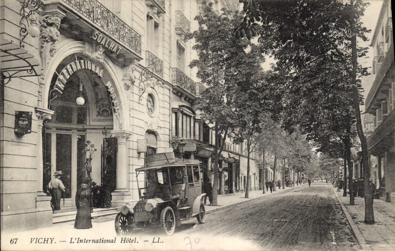 CPA Vichy L'International Hotel Automobile