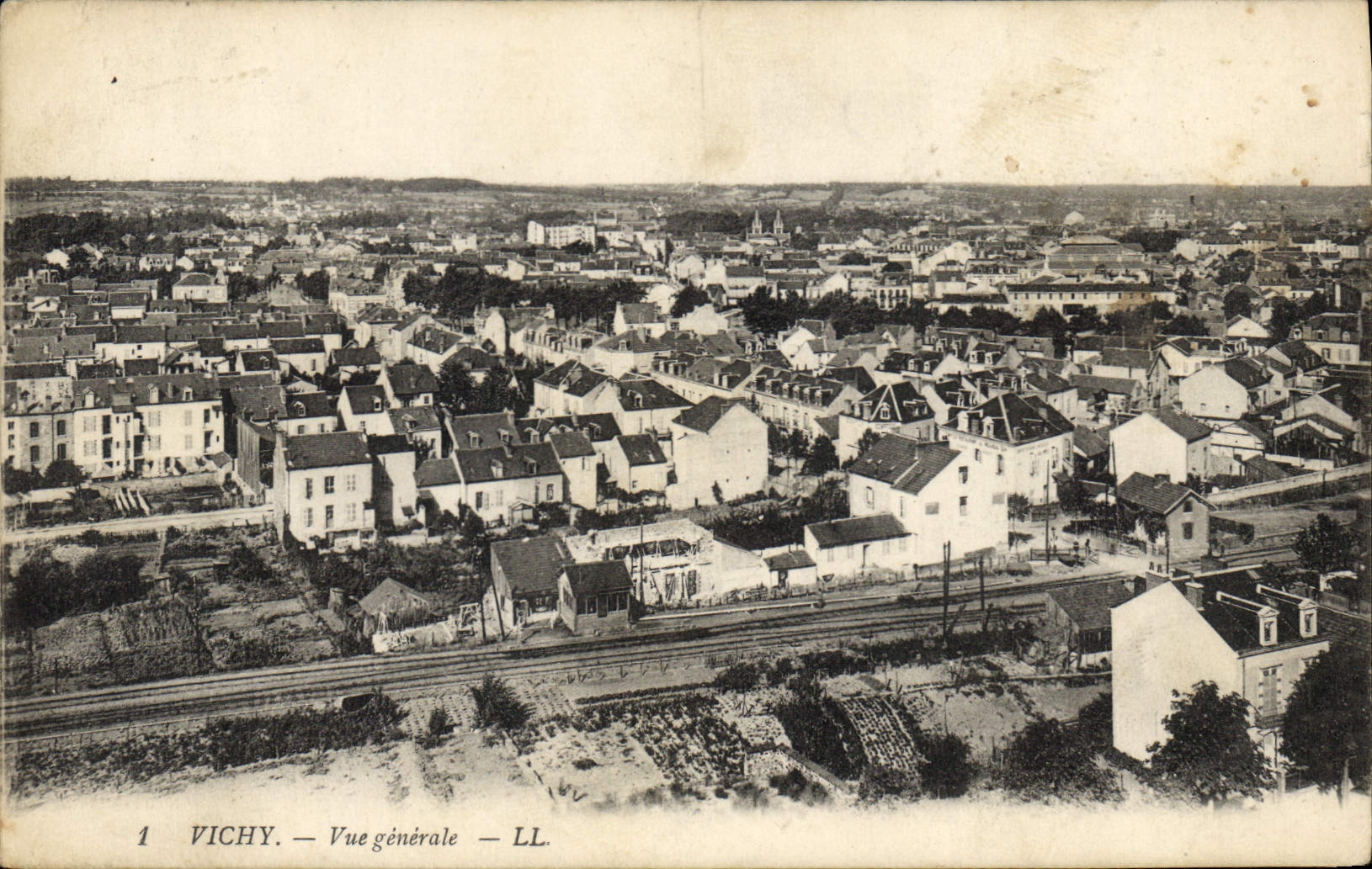 CPA Vichy Vue generale 