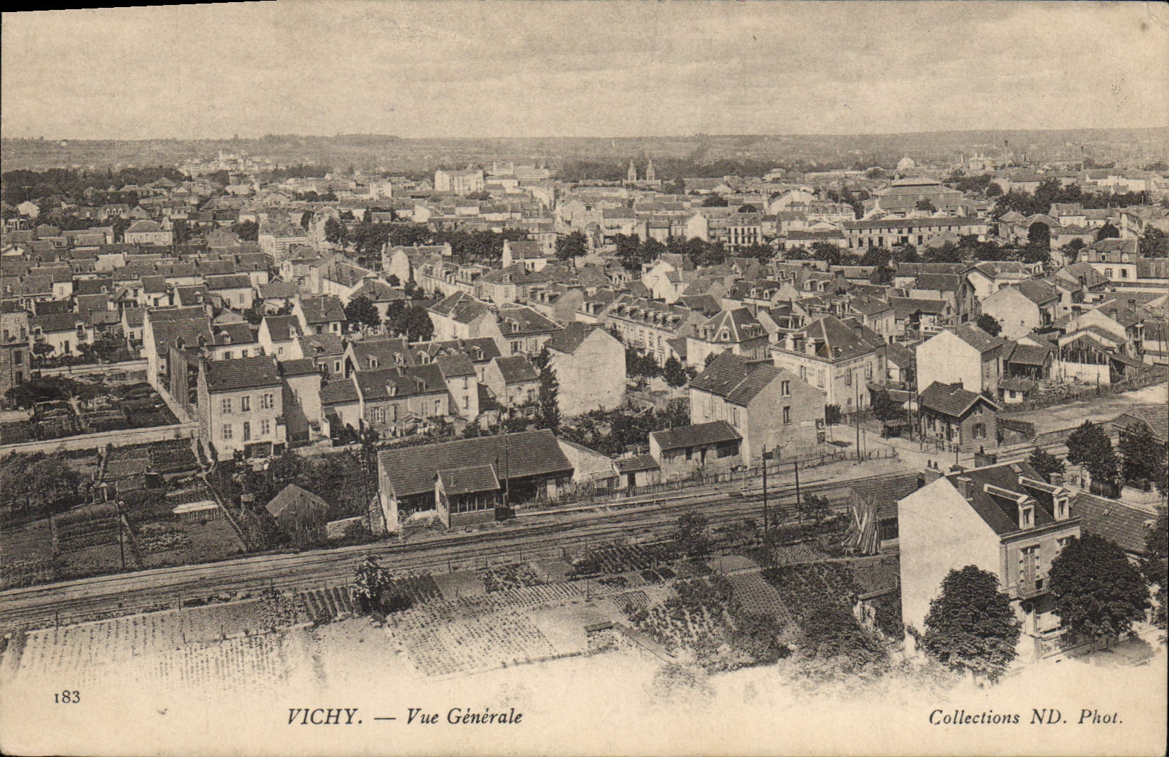 CPA Vichy Vue Generale 