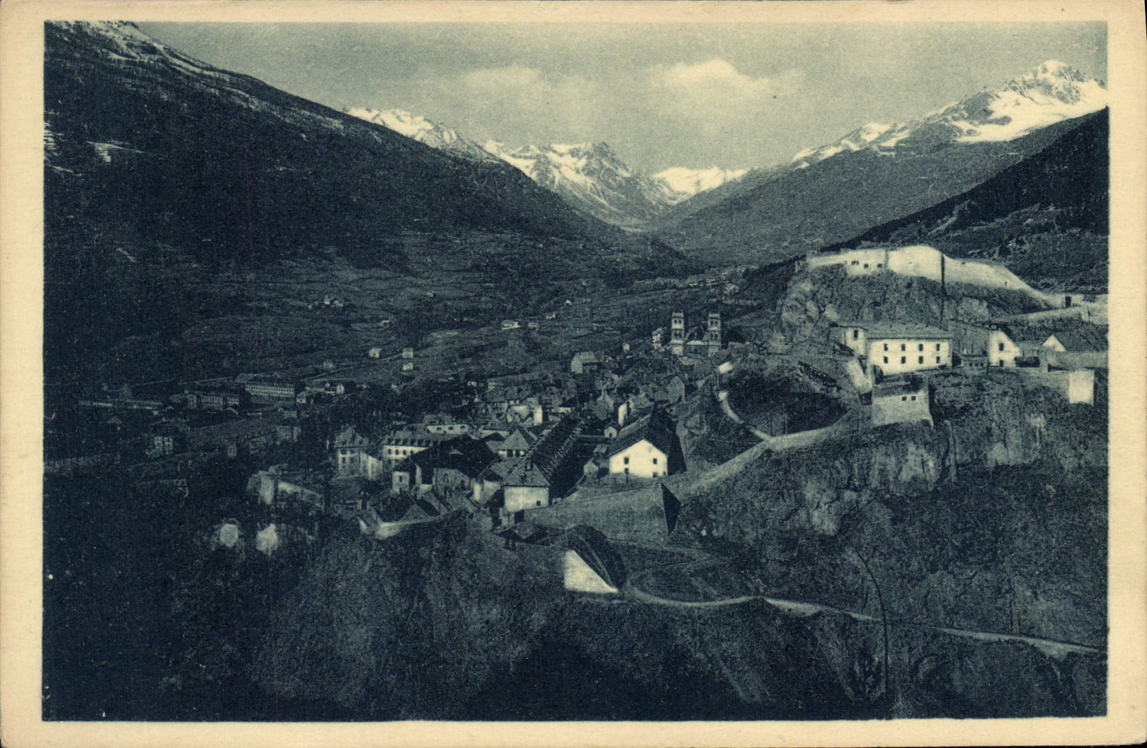 CPA Dauphine Briancon Le fort du Chateau et vallee de la Guisanne Lautaret