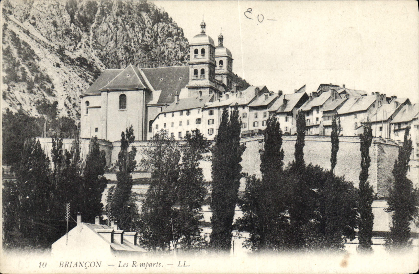 CPA Briancon Les Remparts 