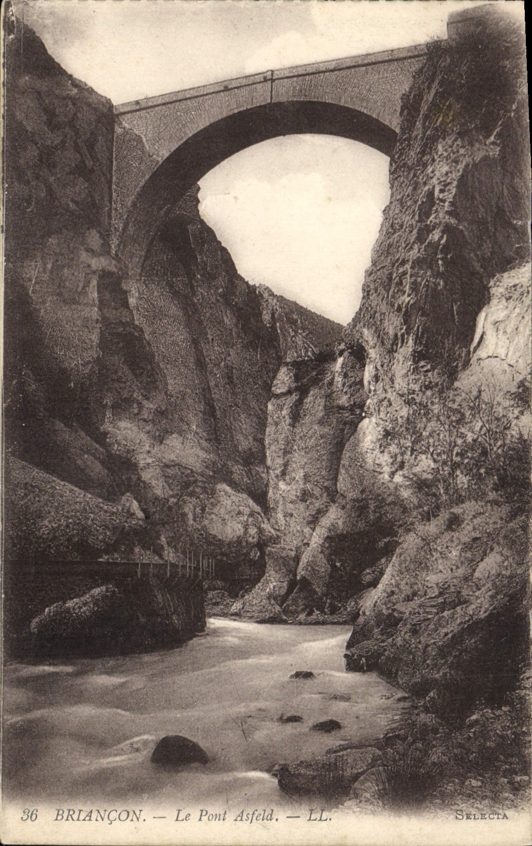 CPA Briancon Le Pont Asfeld 