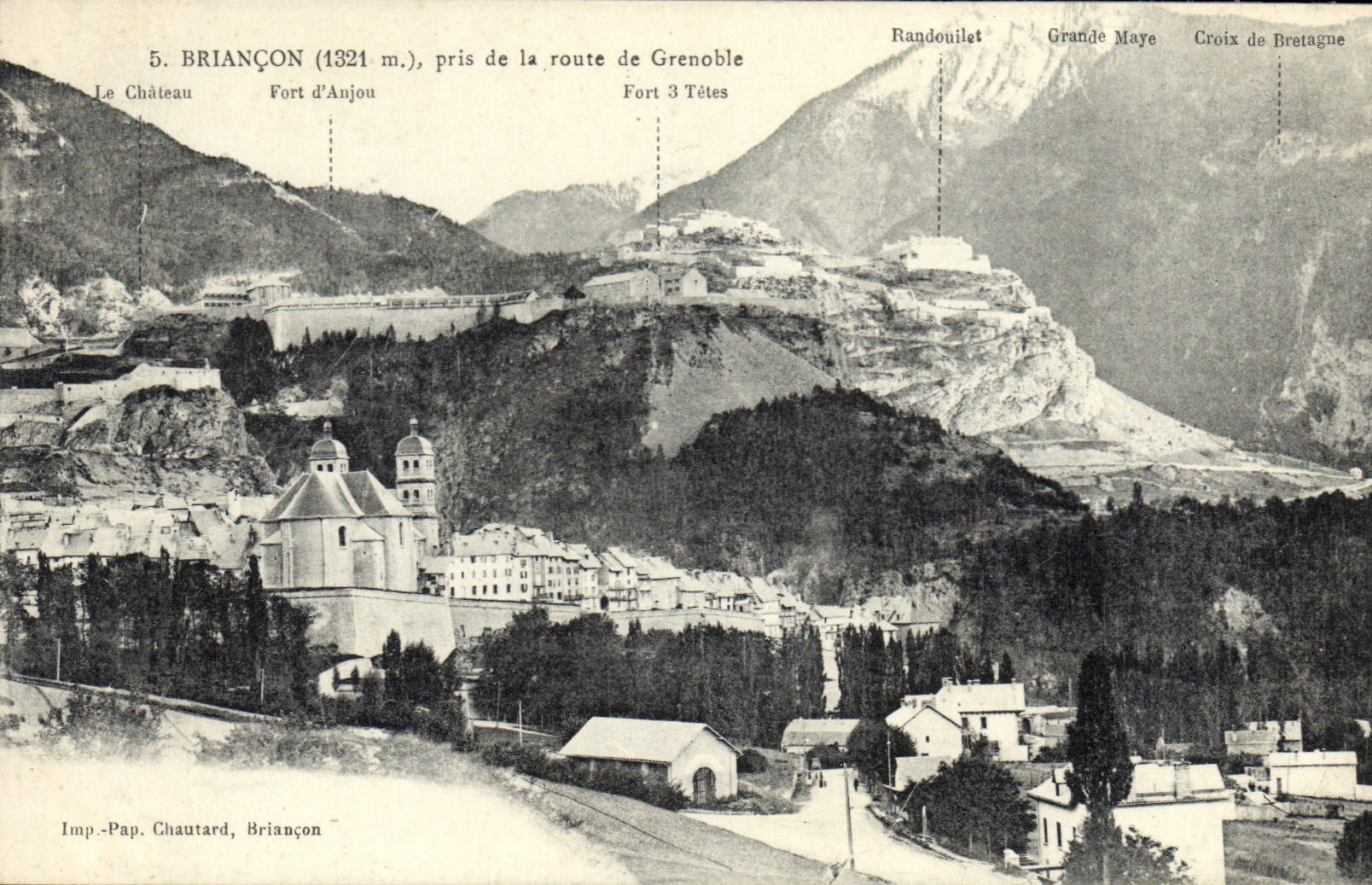 CPA Briancon pris de la route de Grenoble 