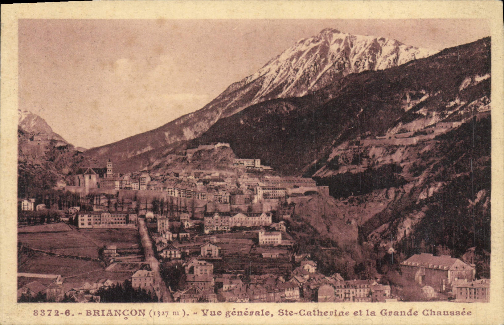 CPA Briancon Vue generale Ste Catherine et la Grande Chaussee