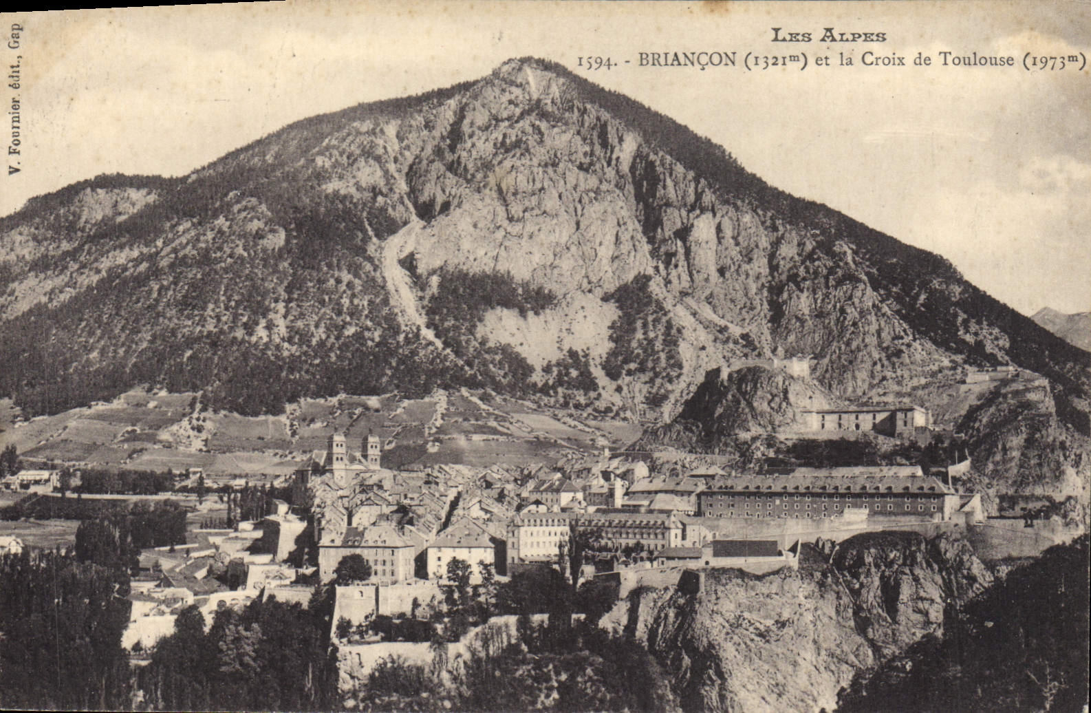 CPA Briancon et la Croix de Toulouse 