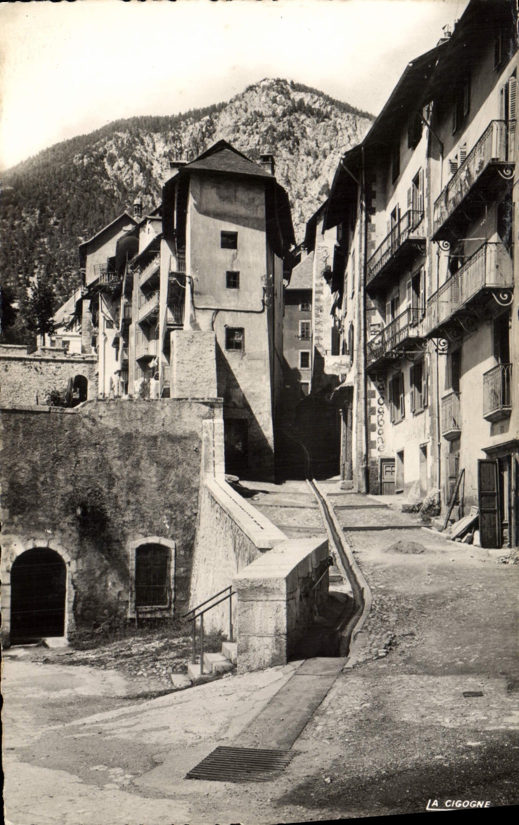 CPA Briancon Hautes Alpes Petite Gargouille