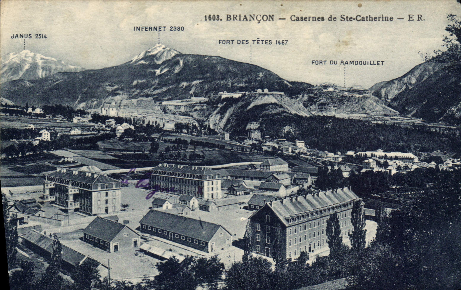 CPA Briancon Casernes de Ste Catherine
