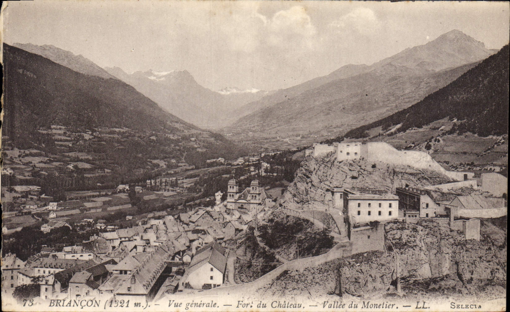 CPA Briancon Vue generale Fort du Chateau Vallee du Monetier