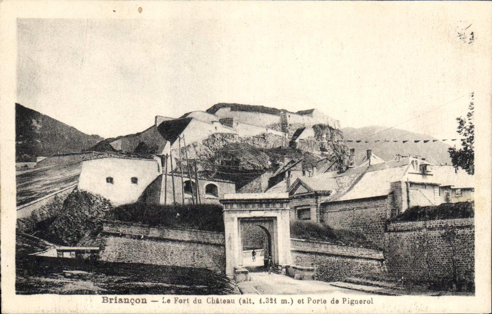 CPA Briancon Le Fort du Chateau et Porte de Pignerol