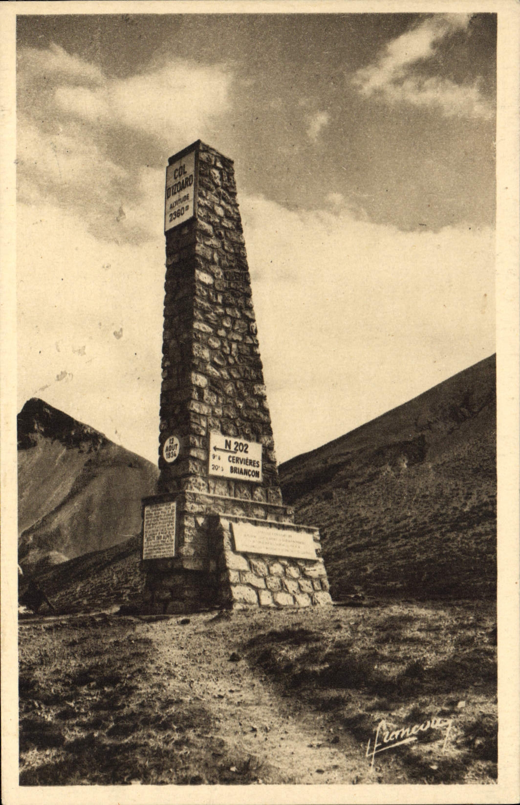 CPA La Stele du Col d'Izoard 