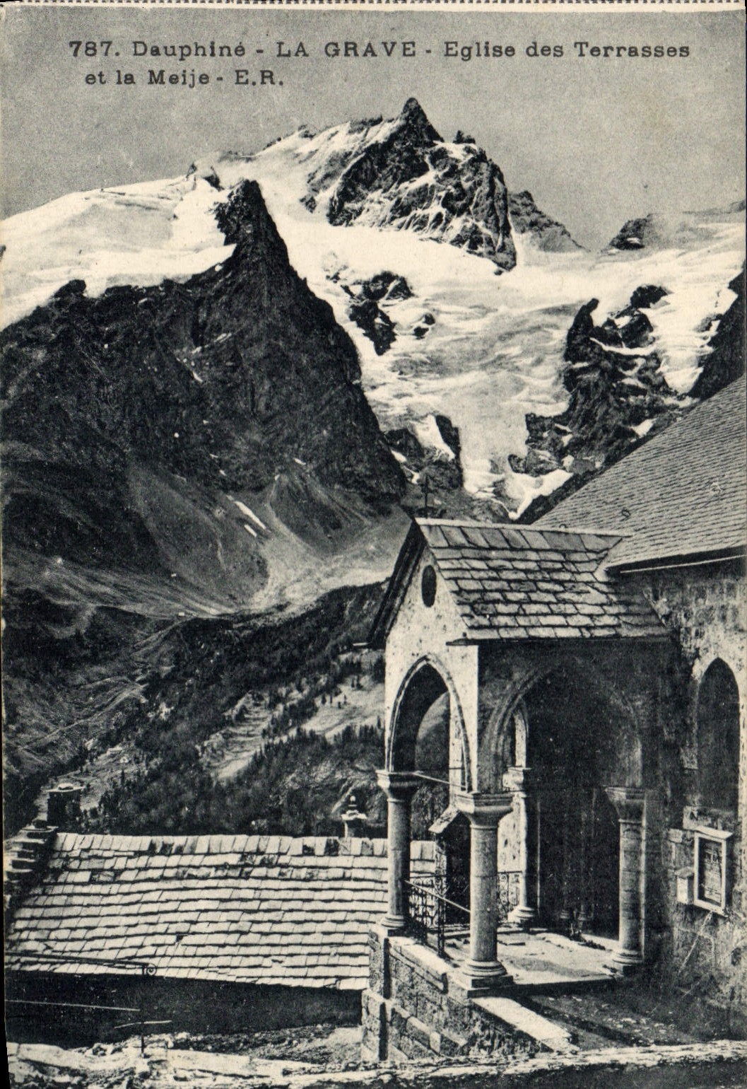 CPA Dauphine La Grave Eglise des Terrasses et la Meije