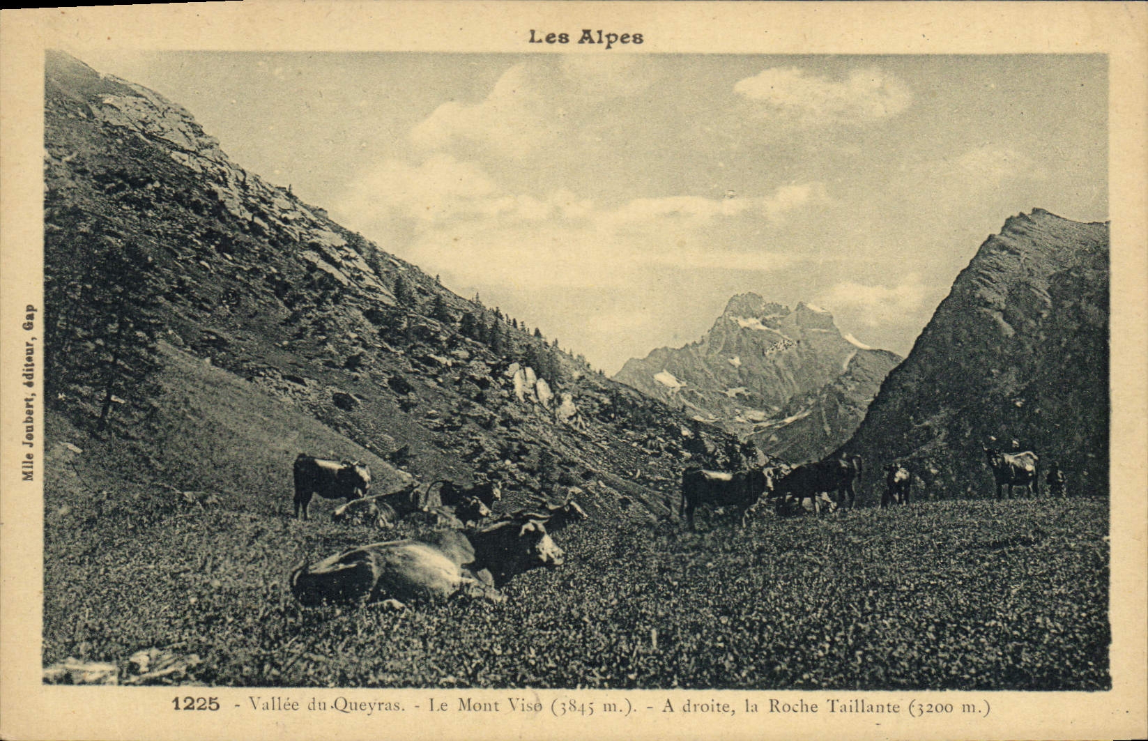 CPA Les Alpes Vallee du Queyres Le Mont Viso A droite la Roche Taillante